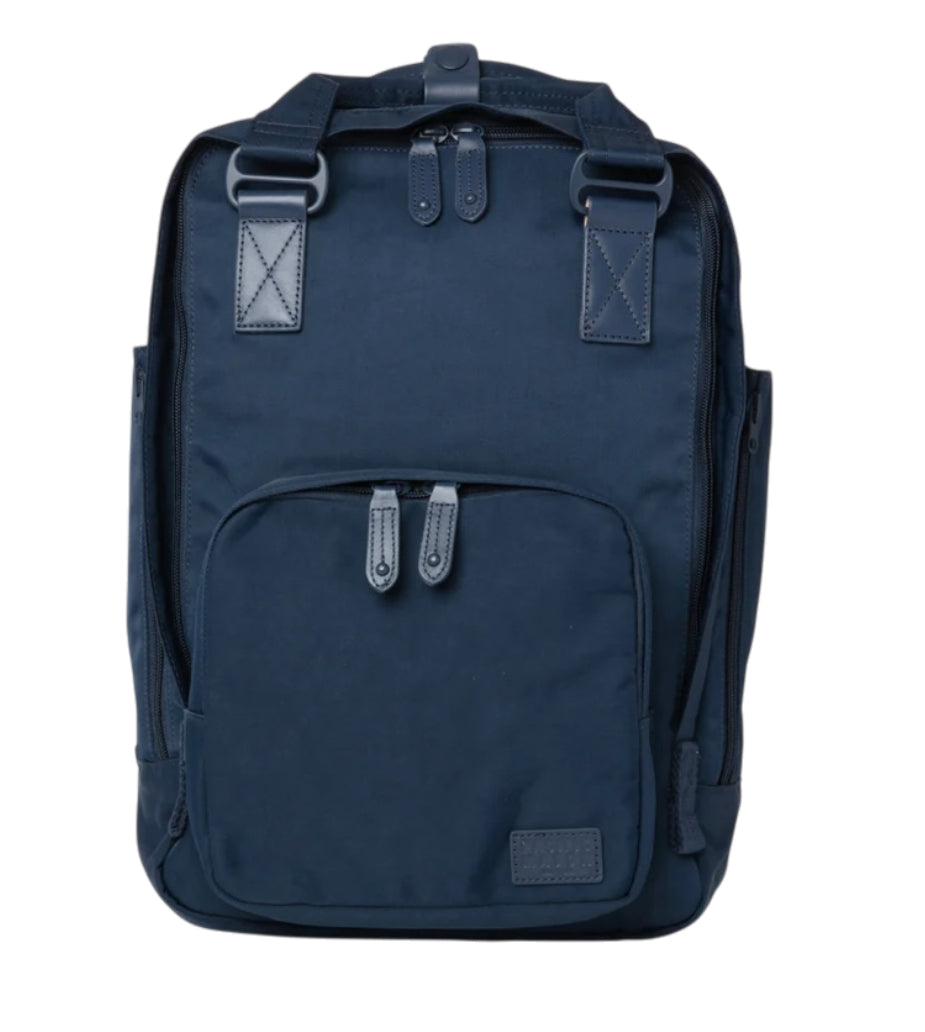 Pacific Mason Cama (M)backpack in Prussian Blue