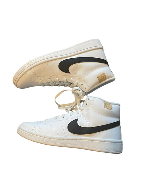 Nike Court Royale 2 Mid in the white and black colorway.(9)