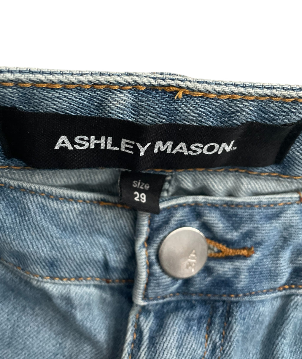 Ashley Mason Bermuda Denim Shorts Distressed Star (29)