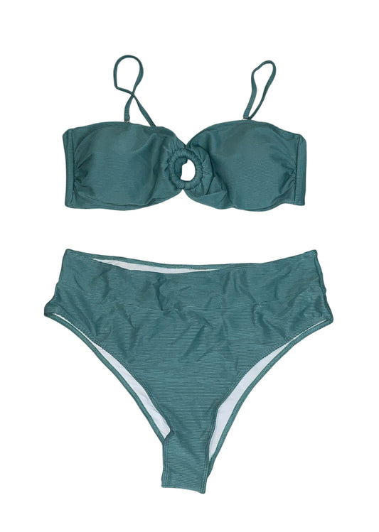 AndTheWhy Two-Piece Bikini Set in Jade Green (1x)