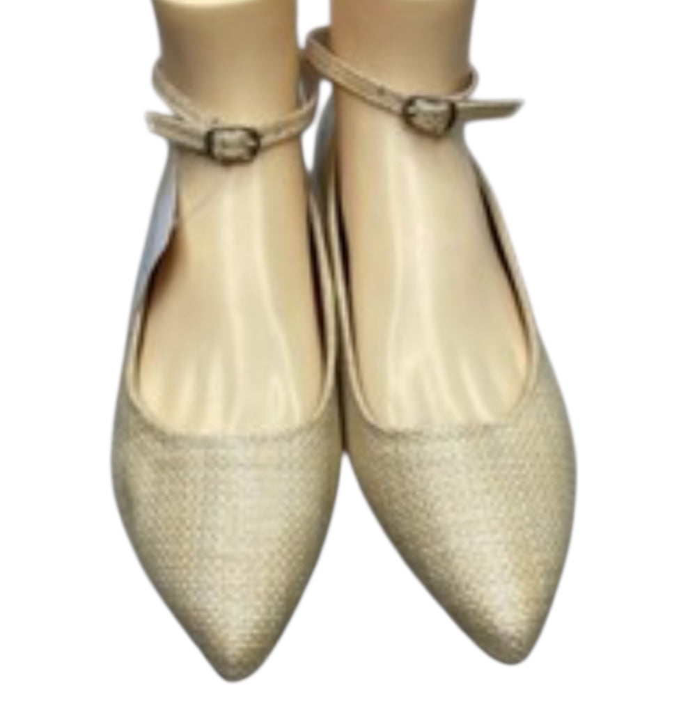 Liz Claiborne Natural Pointed Toe Buckle Ballet Flat (7.5)